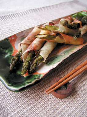 アスパラの春巻き揚げ